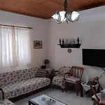 Semesterbostad Odysseus Traditional House Karia (Kefalonia)