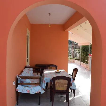 Odysseus Traditional House 別荘