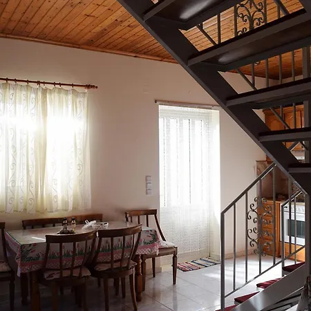 Odysseus Traditional House * Karia (Kefalonia)